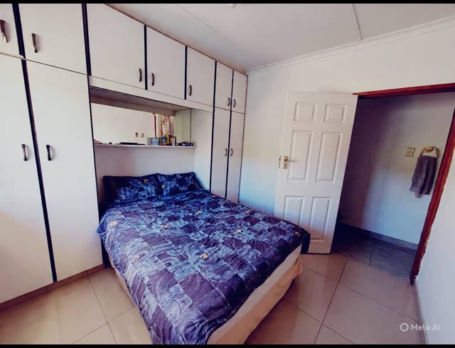 3 BEDROOM SIMPLEX FOR SALE IN SHALLCROSS
